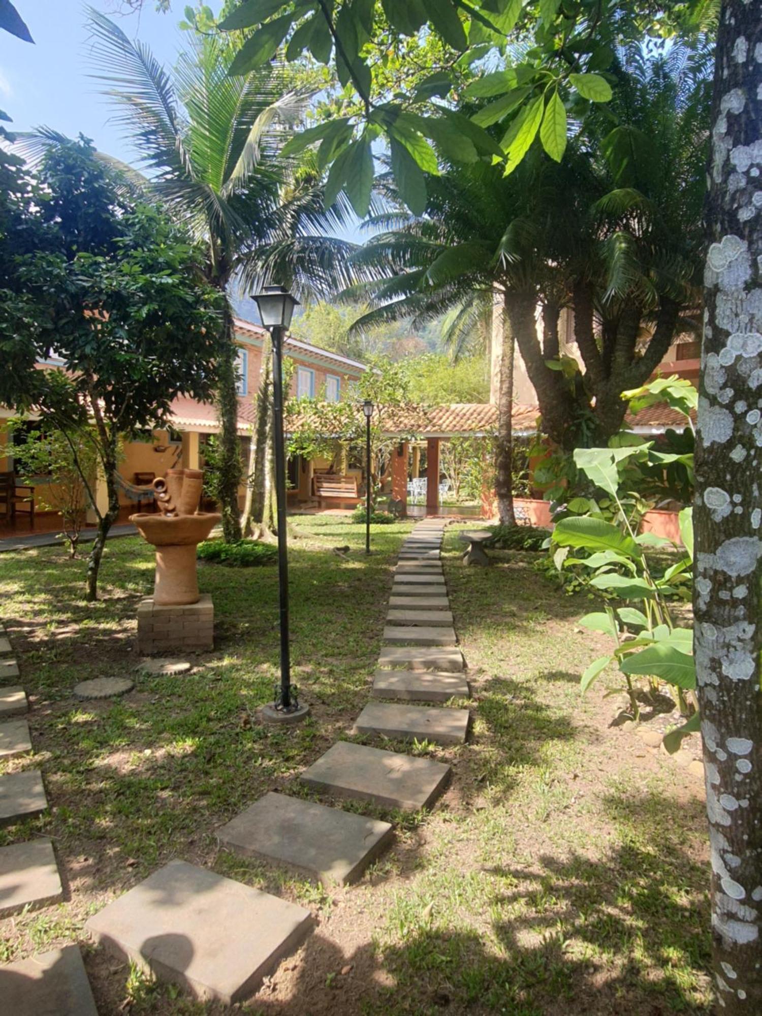 Suites Quintal De Lazaro 2 Ubatuba Buitenkant foto